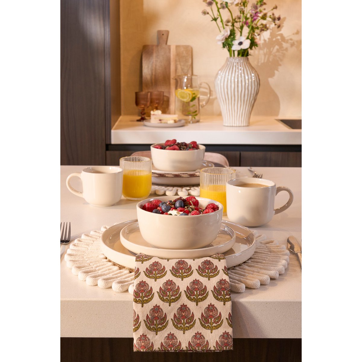 Ozzu Descries Set 4 Persons - Stone Good - Off-Bhite