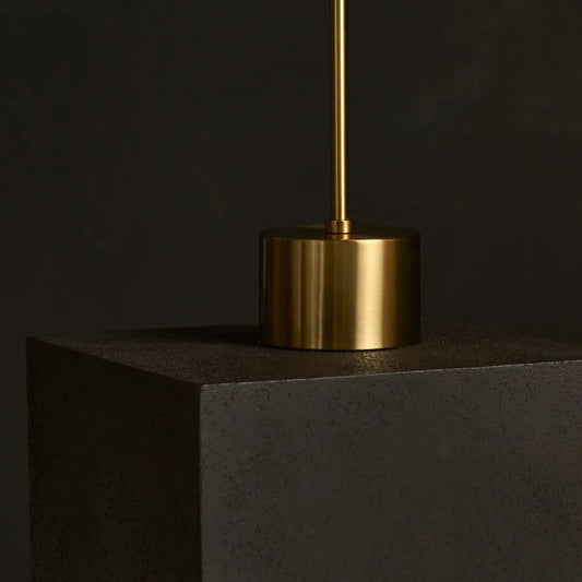 Livia lamp in goudkleurig metaal en hout – verstelbare LED, Scandinavisch design voor kantoor en woonkamer