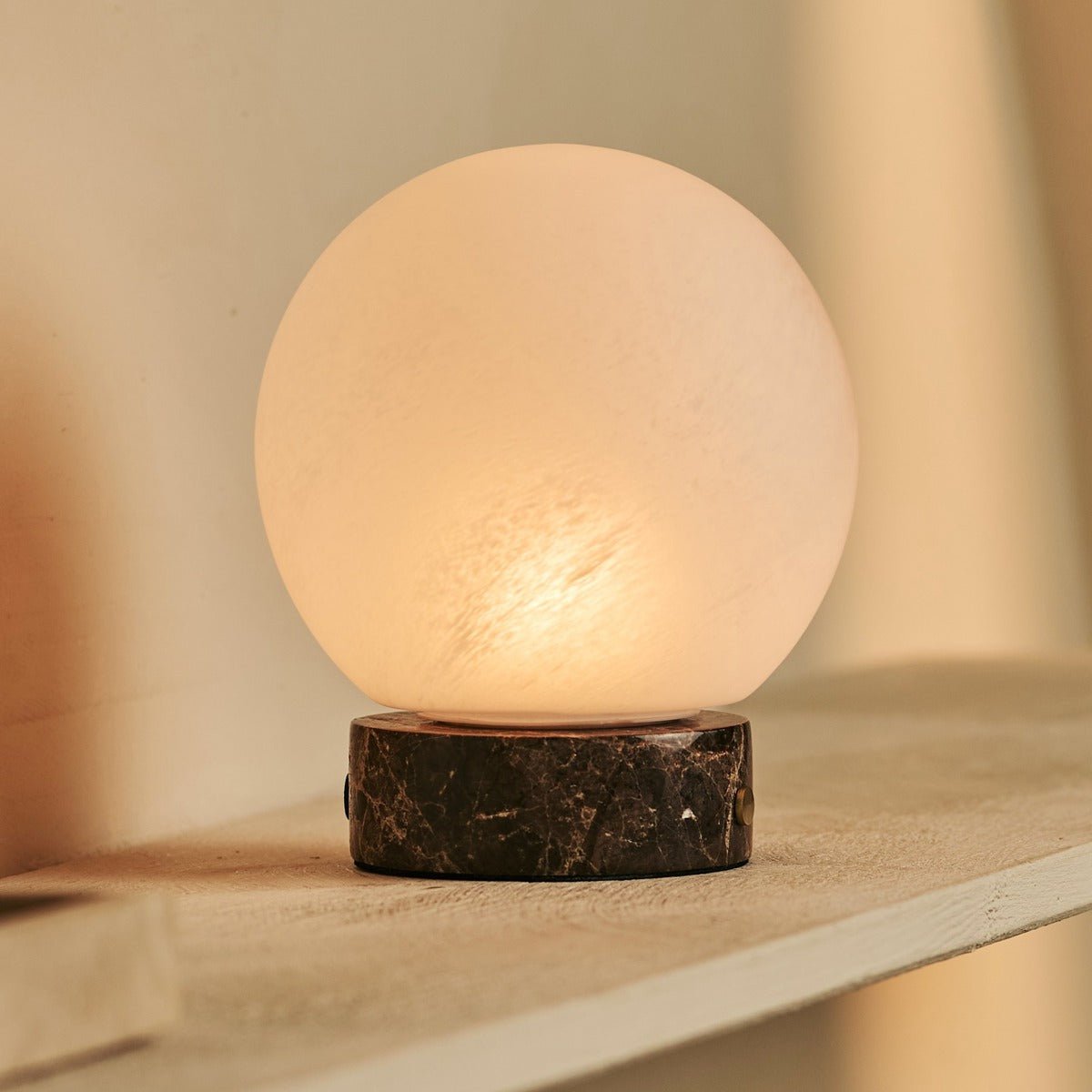 Heem Brown / Emperador Dark – Lampe de table en Marbre