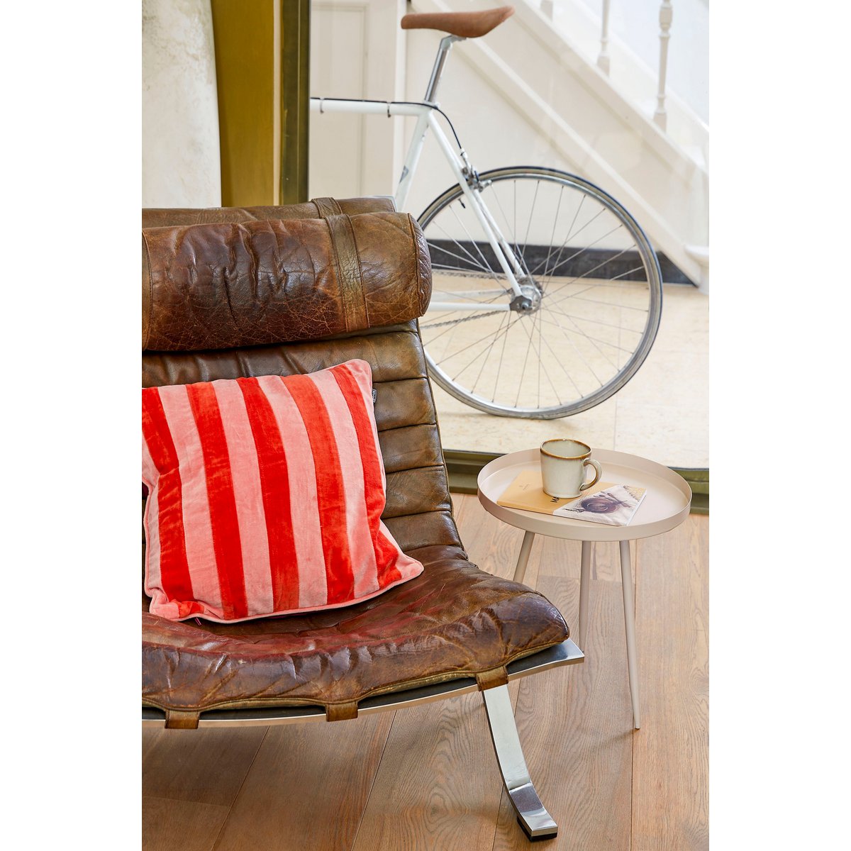 Table d'appoint Flores / H44 x Ø40 cm - Métal - Beige