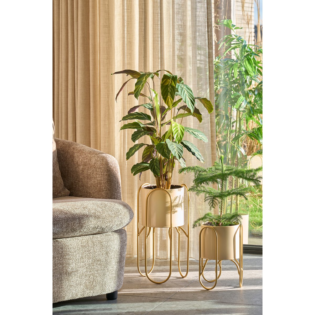 Danube Flowerpot sur standard - ensemble de 2 - métal - H45 x Ø23 cm - jaune clair, or