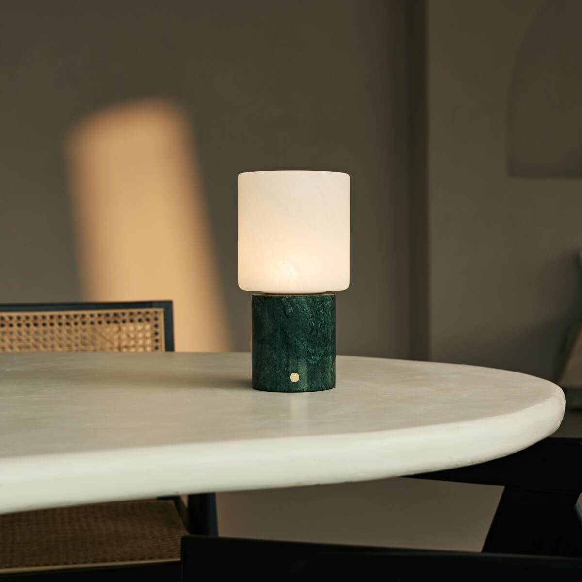 Cuyp Green / Verde Alpi – Lampe de table en Marbre