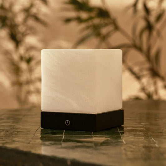 Lampe en bois sans fil noir yce avec verre congelé - batterie rechargeable, dimmable, 100 heures