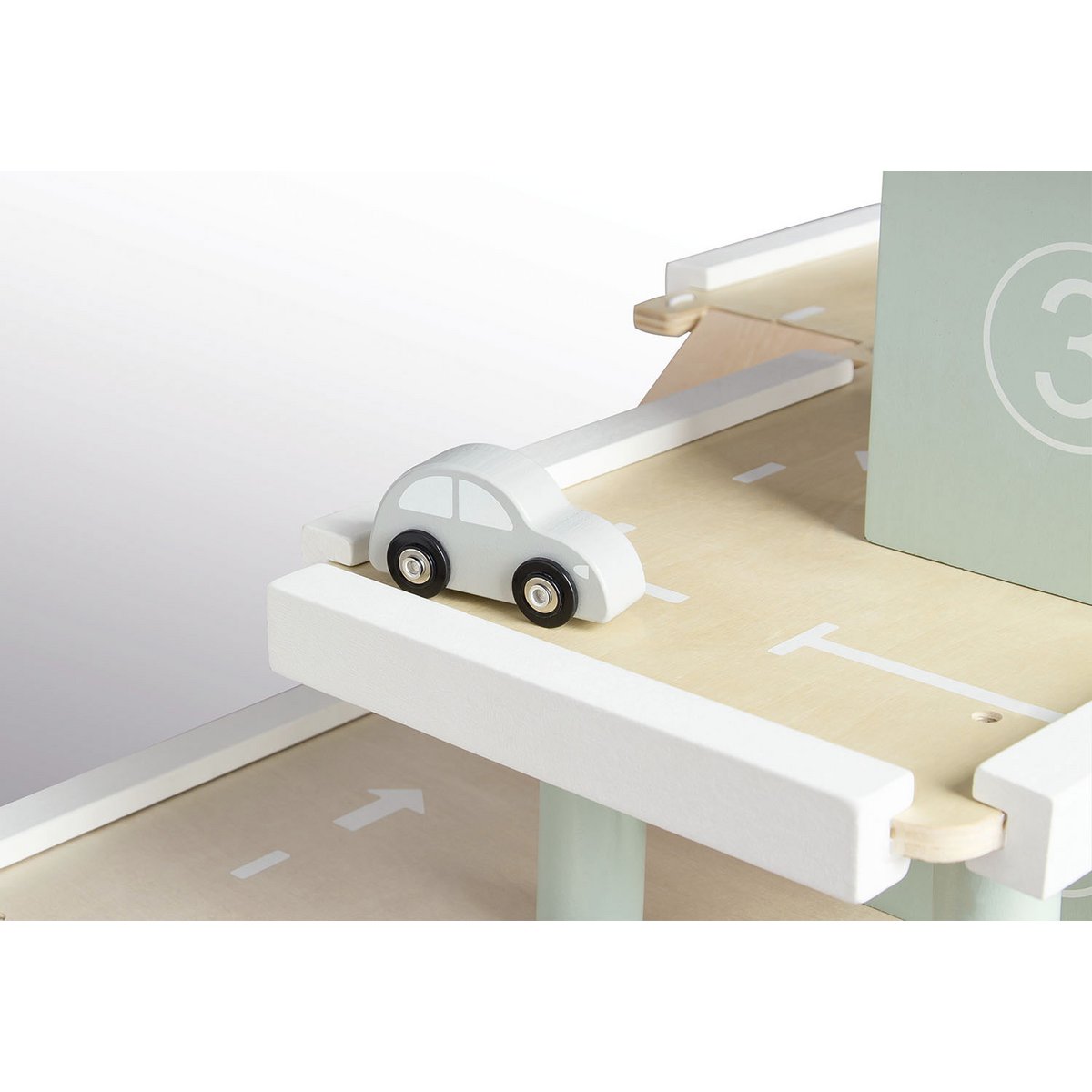 Parking 'Kurt' avec accessoires