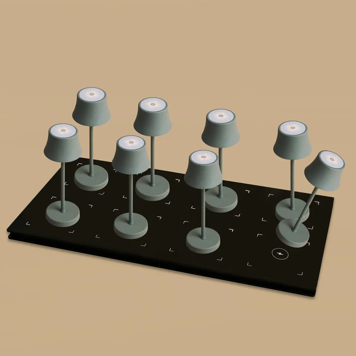 Combi set professionnel - 8 x de pijp mini souris gris gris lampes de table rechargeable et 1 x station de charge sans fil avec Qi-Technology - parfait pour les restaurants, l'hospitalité et les hôtels