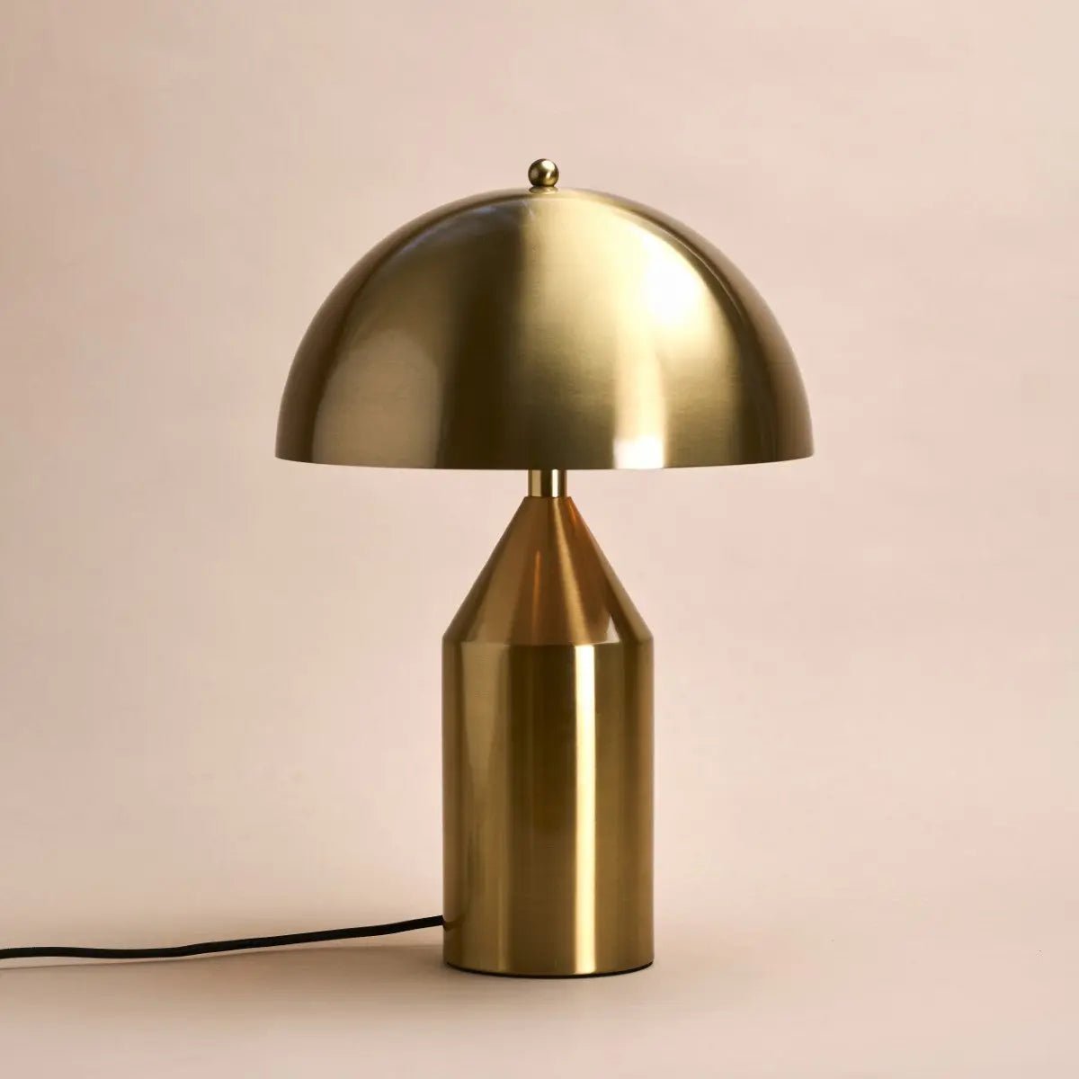 Lampe de dressoir Otto Gold – Lampe de table en métal élégante pour n'importe quelle pièce