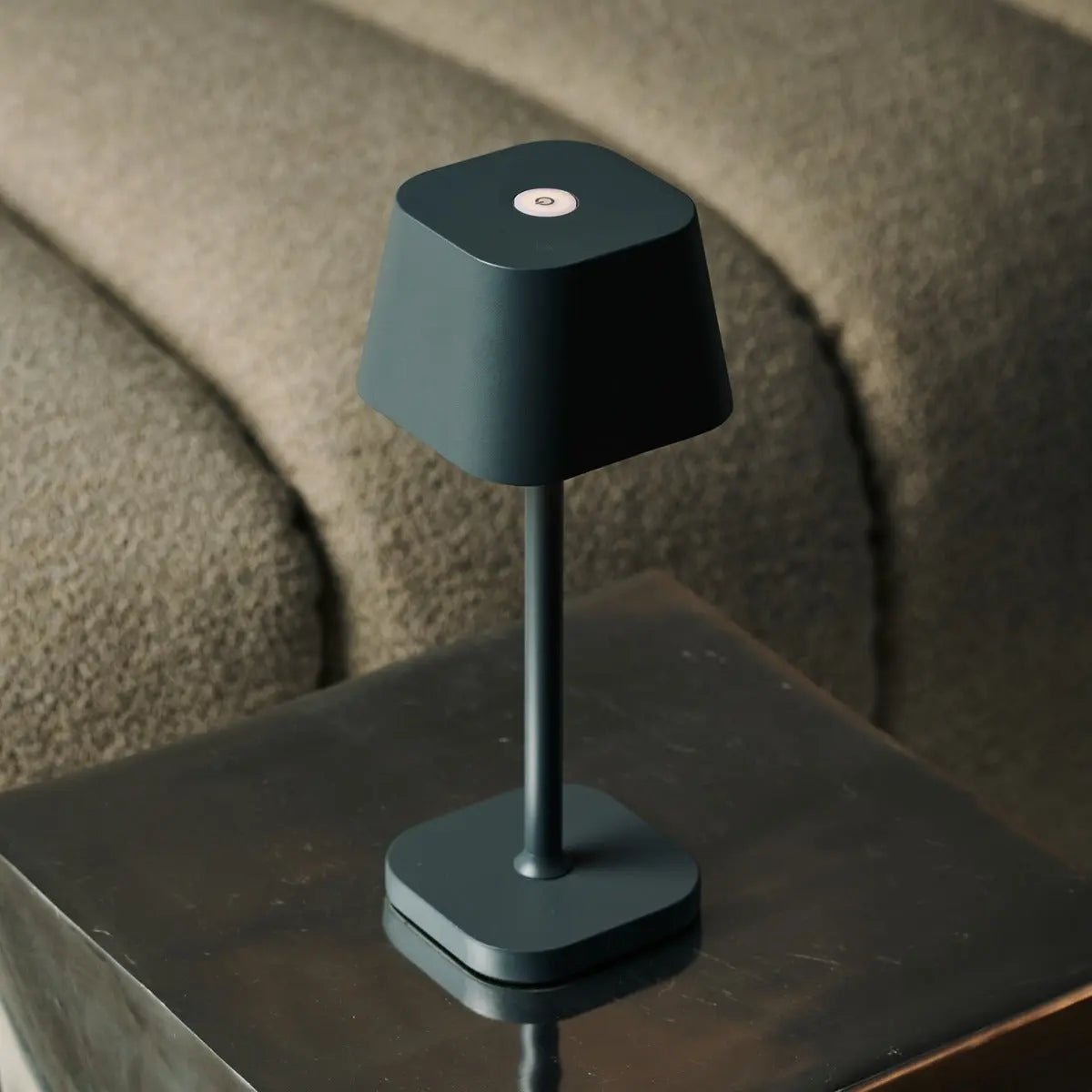Ava Stone Grey - lampe de table rechargeable | Lampe élégante et sans fil et dimmable