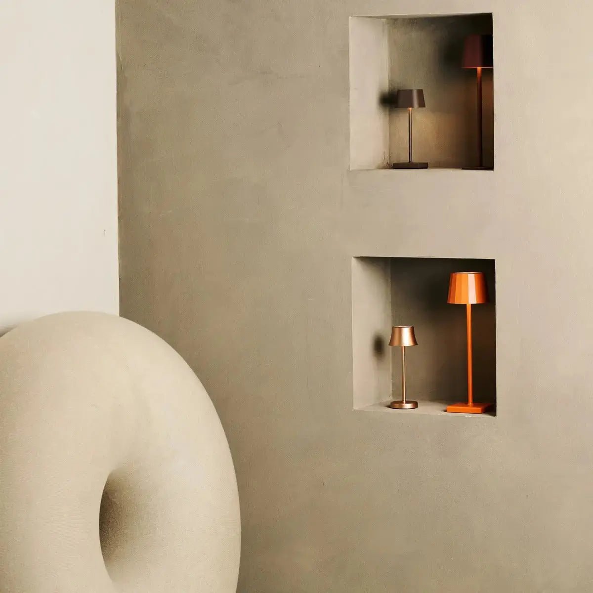 Combi Set Professional - 4 X Wouter Blossom Orange Rechargeable Table Lamps and 1 X Amstel Wireless Station Wireles