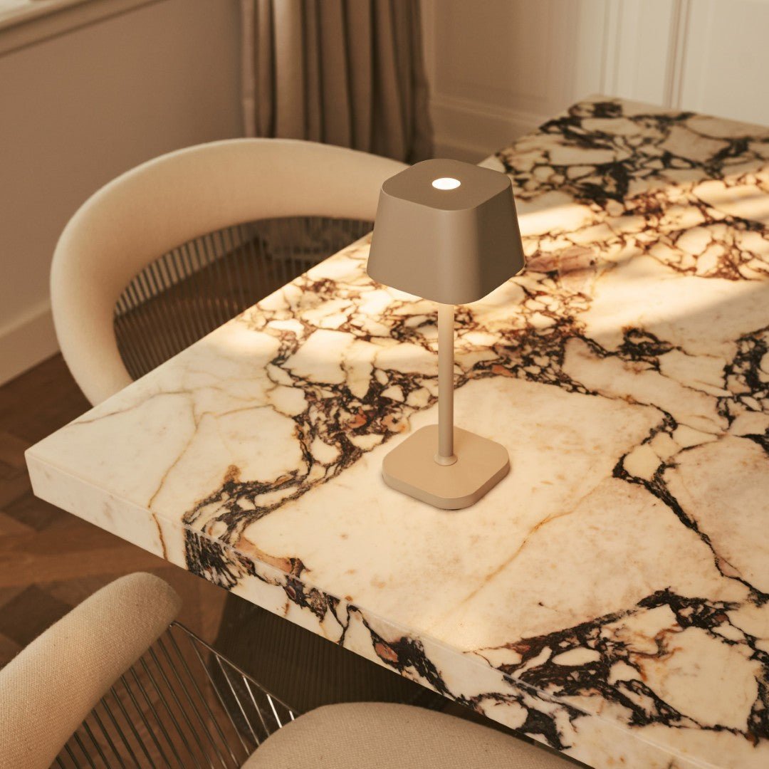 Ava Shadow Gray - lampe de table rechargeable | Élégant, sans fil et dimmable