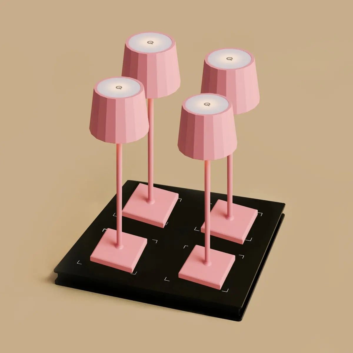 Combi set professionnel - 4 x wouter flamingo rose rechargeable lampes de table et 1 x poste de charge sans fil Amstel avec Qi-Technology - parfait pour les restaurants, l'hospitalité et les hôtels