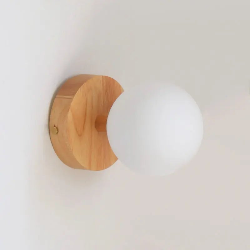 Richella Brown Light Wood & Glass Wall Light - Reccharteable et sans fil