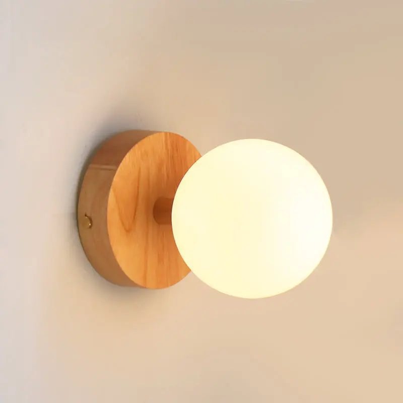 Richella Brown Light Wood & Glass Wall Light - Reccharteable et sans fil