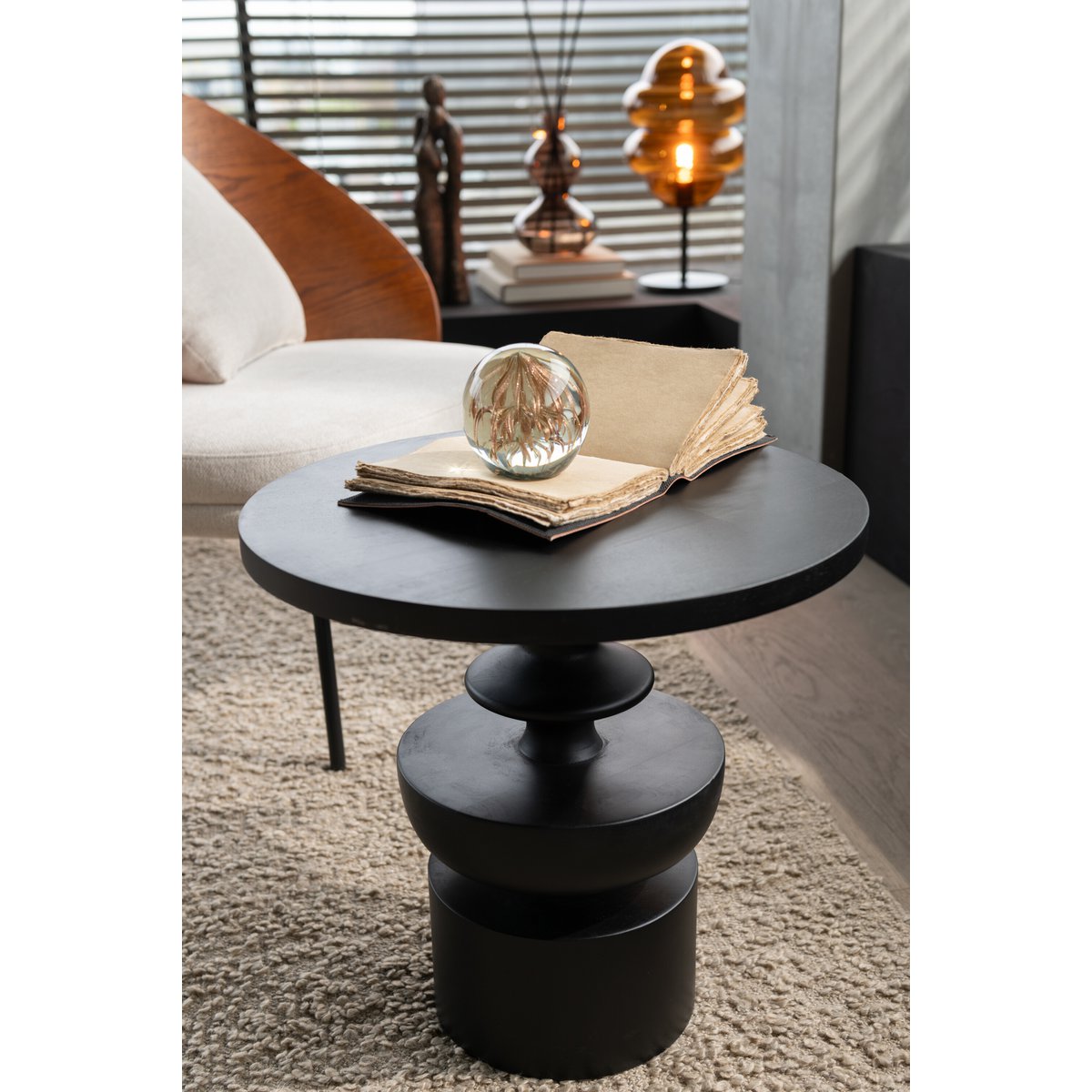 Table d'appoint J-Line Goa en bois de manguier noir