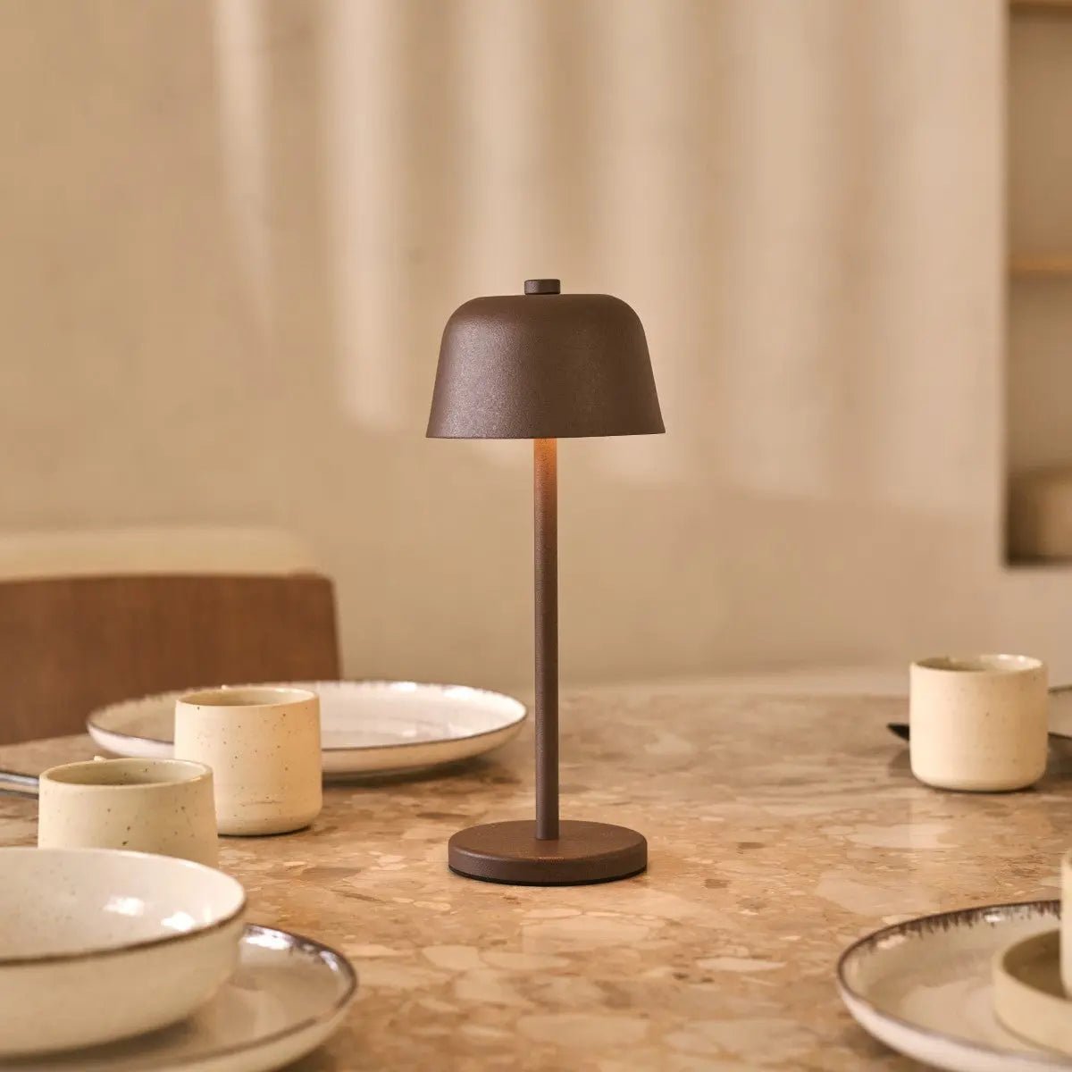 Lampe de table rechargeable Anton Moka Marron | Éclairage élégant et sans fil
