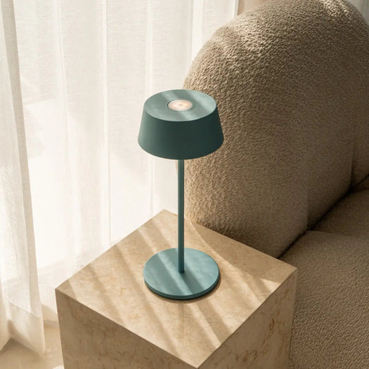 Lampe de table en fer rechargeable bleue Hugo Amsterdams - Intensité variable, élégante et sans fil