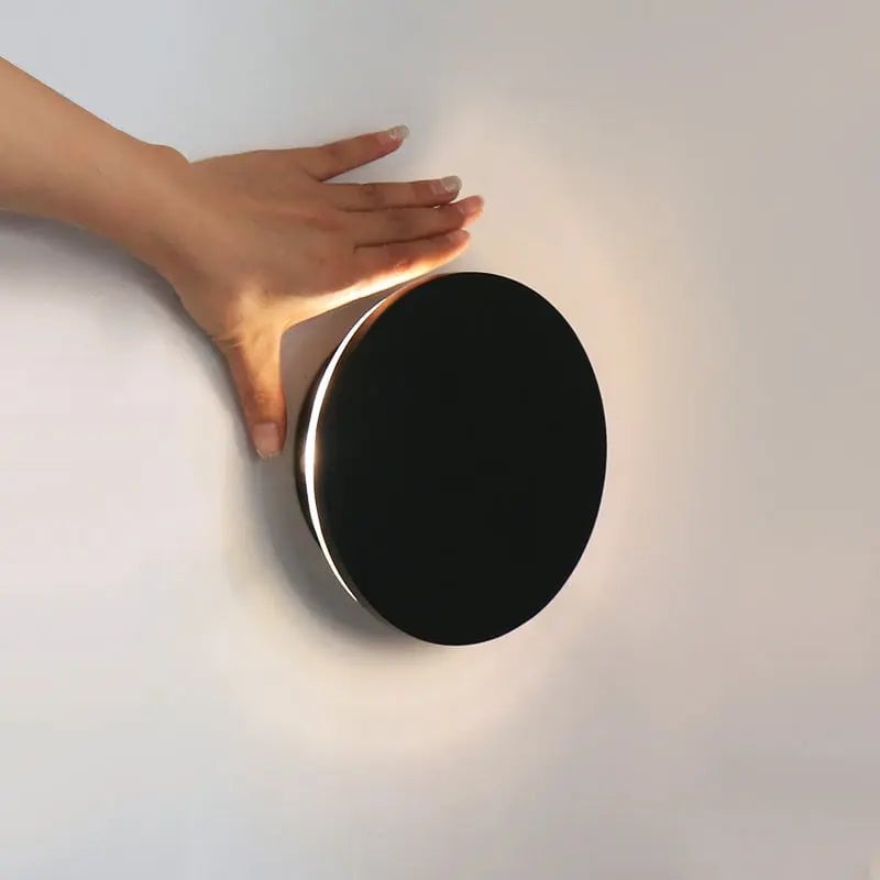 Lou Black Cordless Wall Light - rechargeable et dimmable avec contrôle tactile - Lumière chaude de 2700k