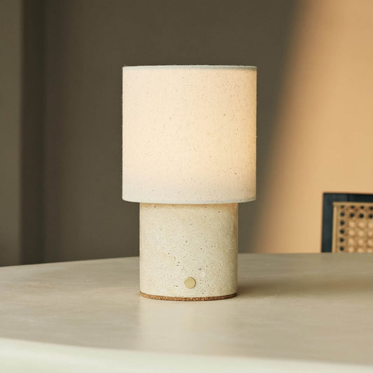 Lampe de table Dou beige en Travertin