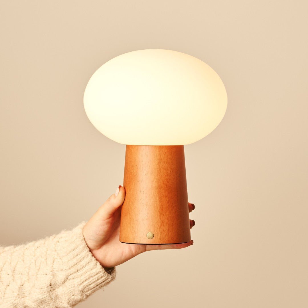 Max châtaignier en bois sans fil et lampe rechargeable - conception écologique