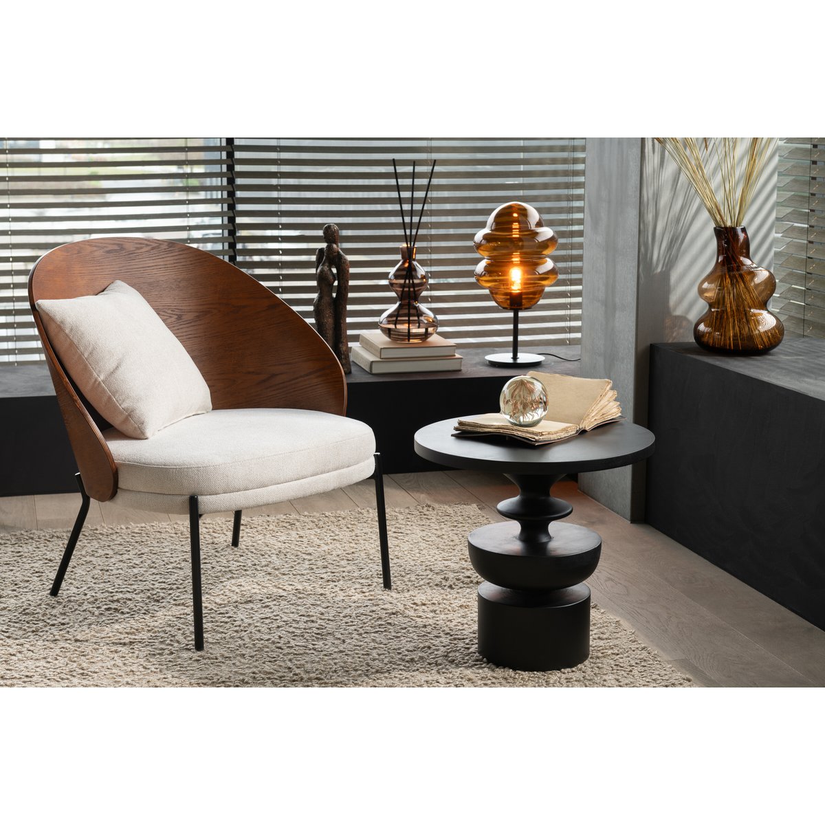 Table d'appoint J-Line Goa en bois de manguier noir