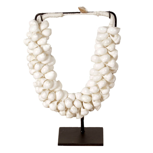 J65 Small Shell Collier