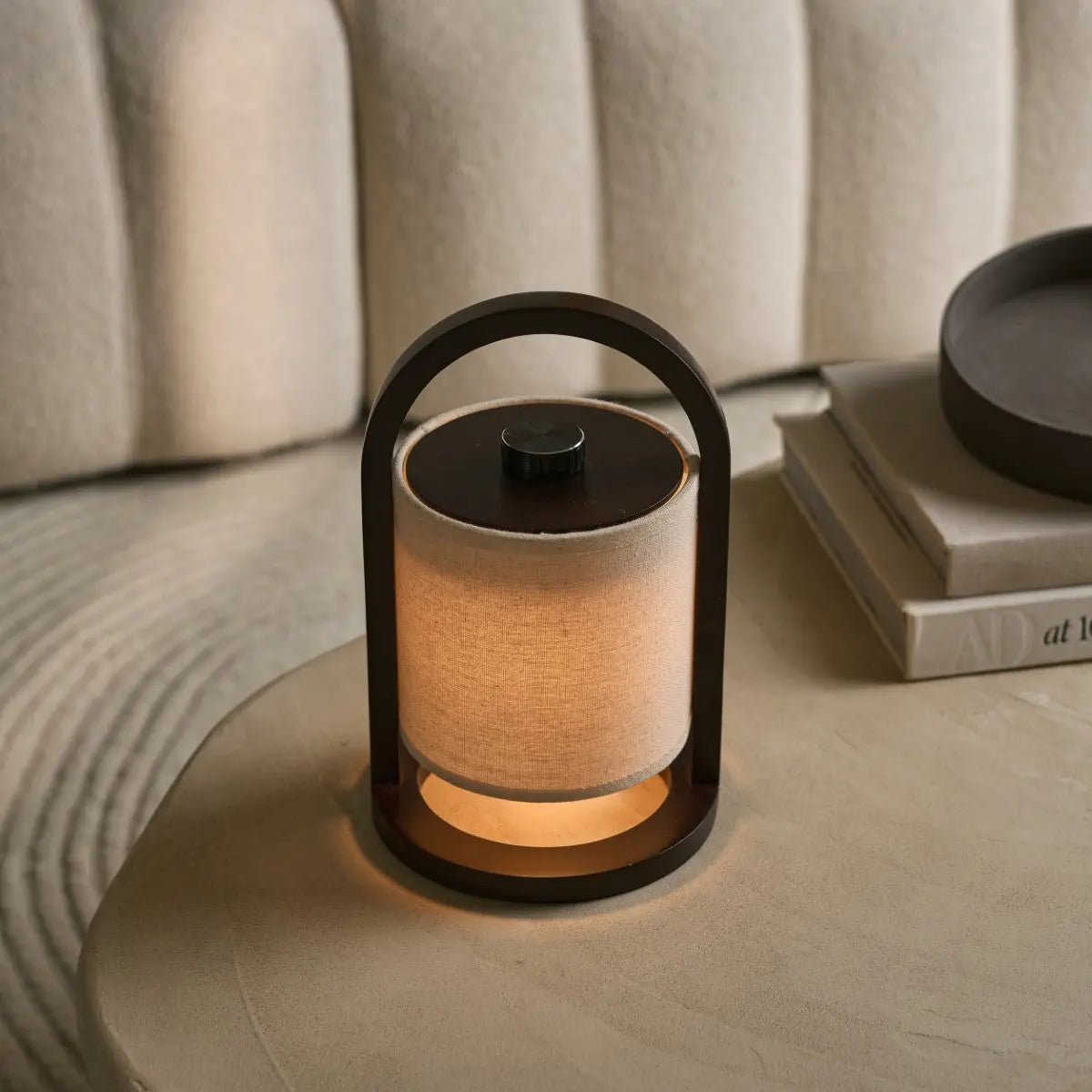 Lampe en bois sans fil River marron foncé – rechargeable et variable