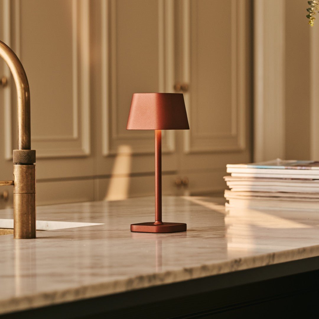 Ava Bronze - lampe de table rechargeable | Élégant, sans fil et dimmable