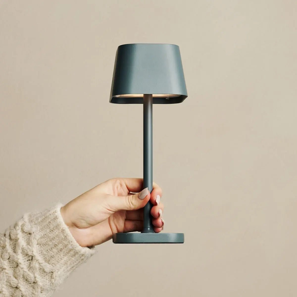 Ava Stone Grey - lampe de table rechargeable | Lampe élégante et sans fil et dimmable