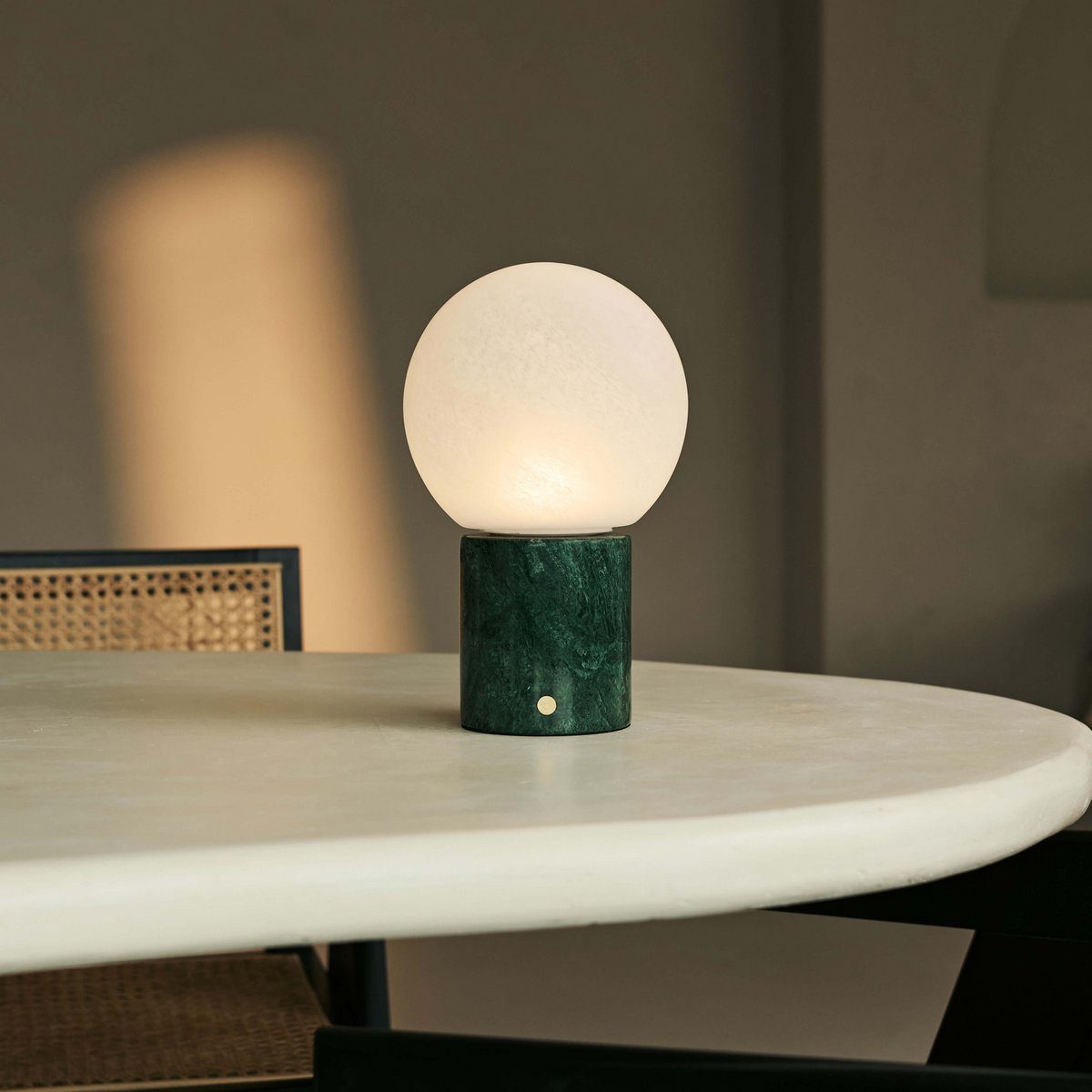 Metsu Vert / Verde Alpi – Lampe de table en Marbre