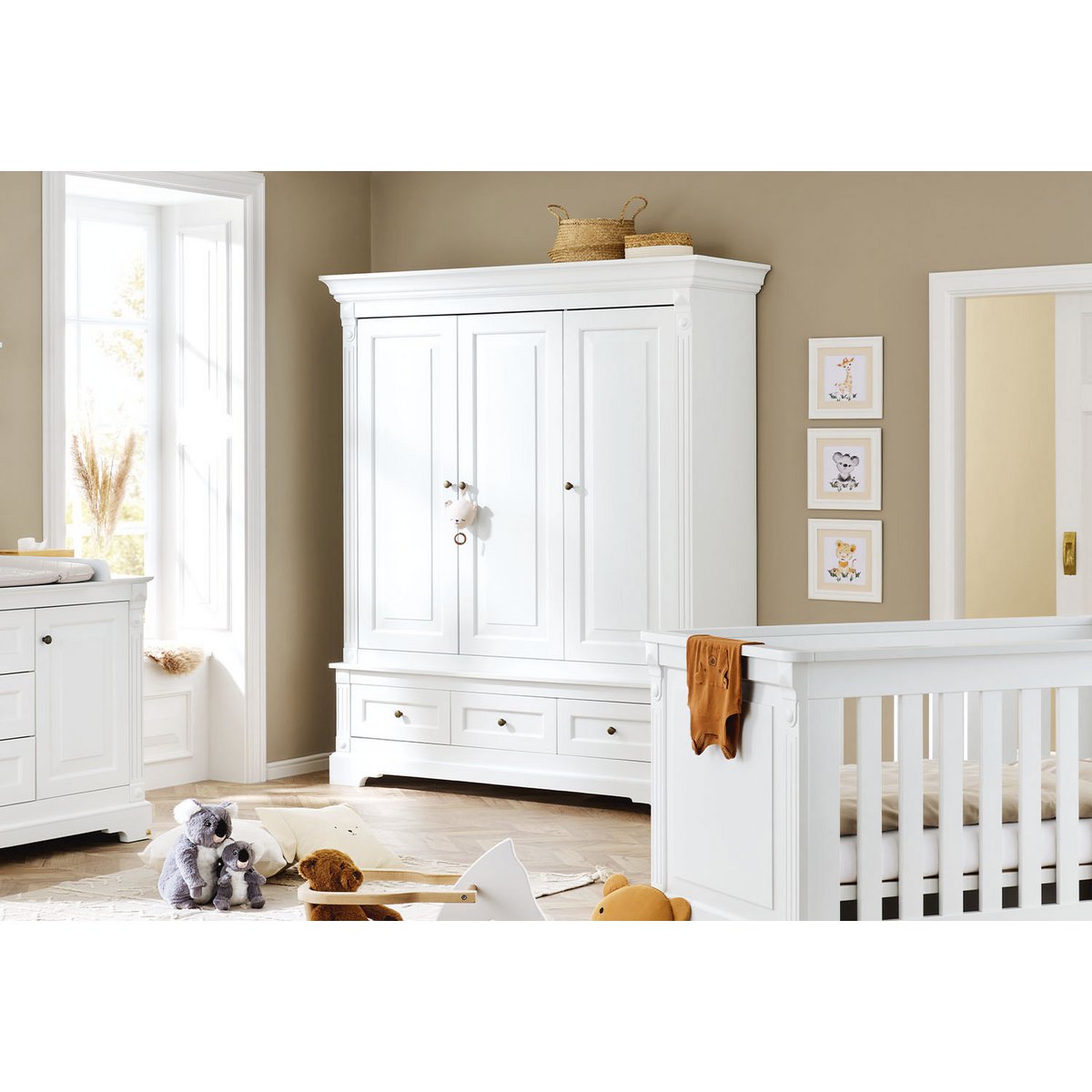 Armoire 'Emilia' grande