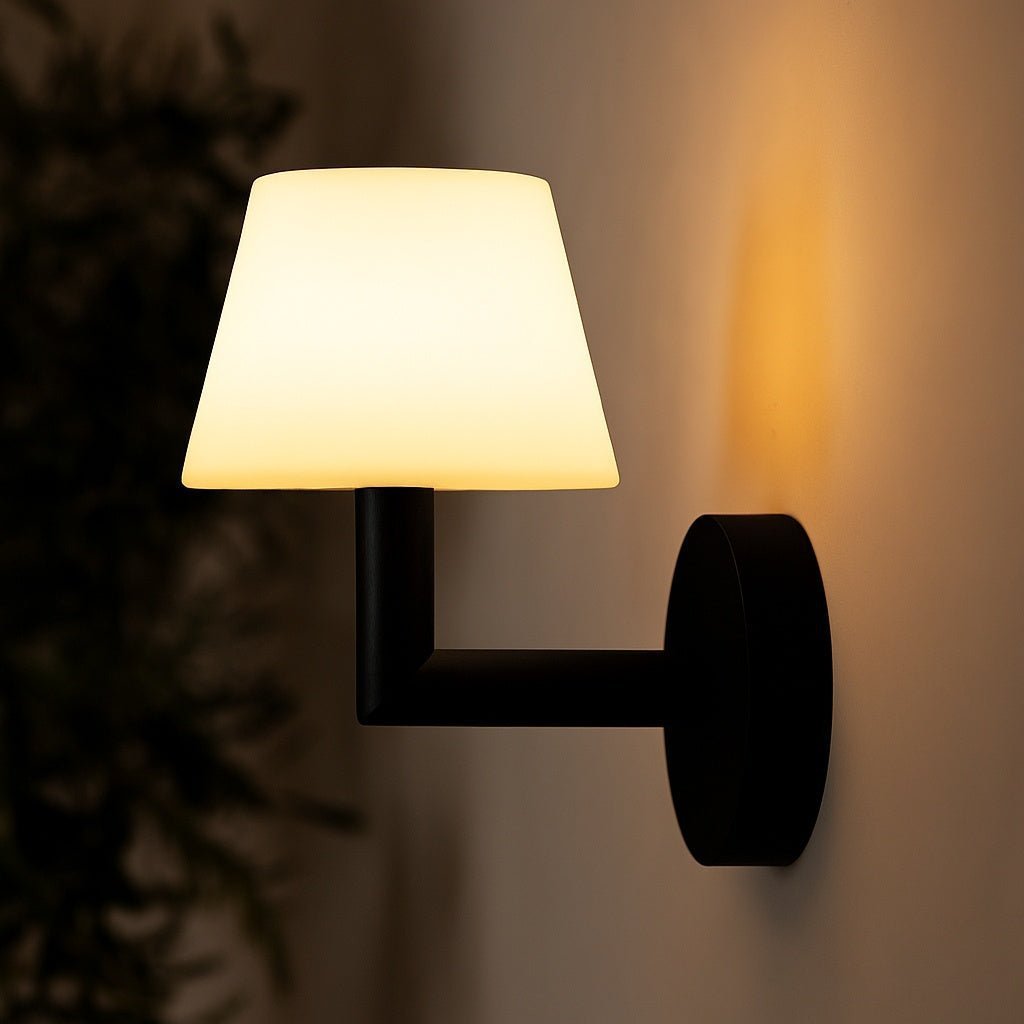 Lampe murale rechargeable en bois noir Ted | Éclairage sans fil et dimmable