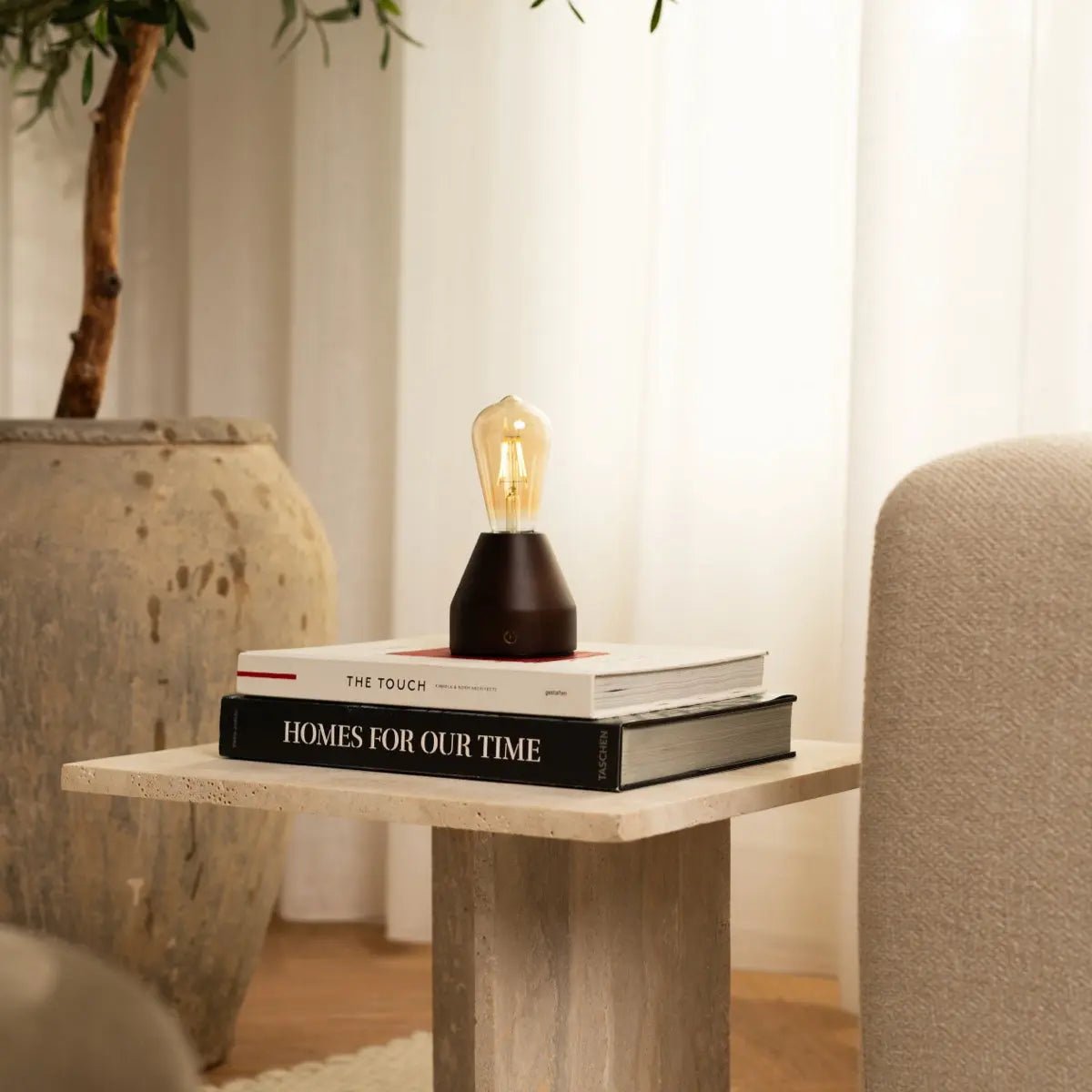 Lampe de table LED rechargeable marron foncé Zavi – Sans fil, à intensité variable, batterie de 80 heures