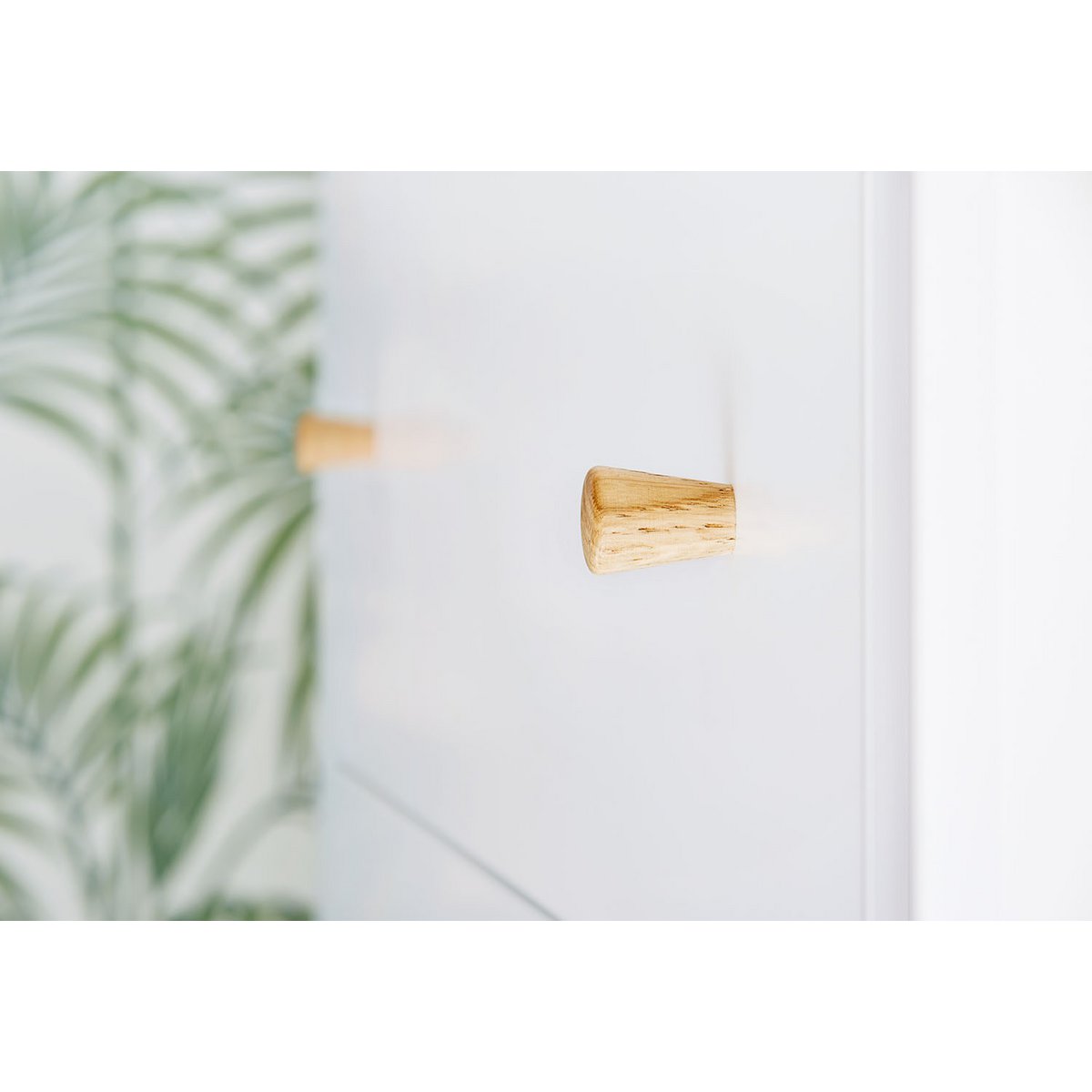 Nursery 'Pan' extra large
3 parties : lit bébé, meuble à langer extra large, armoire 2 portes