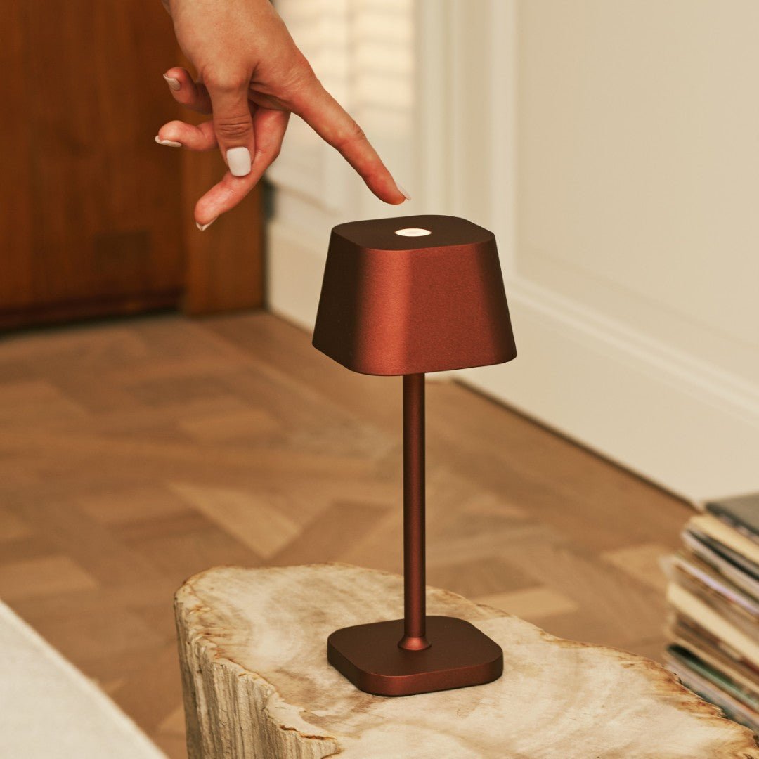 Ava Bronze - lampe de table rechargeable | Élégant, sans fil et dimmable
