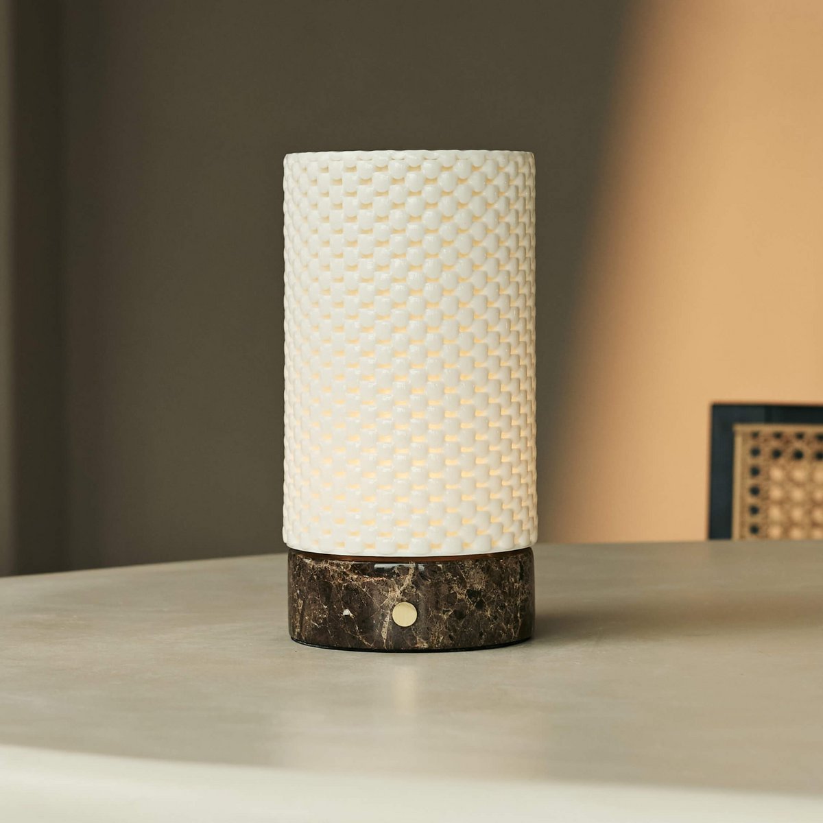 Luna Marble – Lampe de table en Marbre et Porcelaine - imprimée 3D