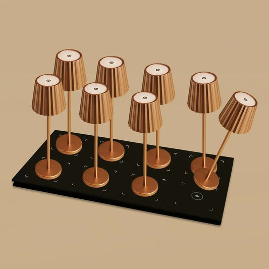 Combi Set Professional - 8 X Maya Copper Rechargeable Table Lampes et 1 X Station centrale Station de charge sans fil avec Qi-Technology - Perfect pour les restaurants, l'hospitalité et les hôtels