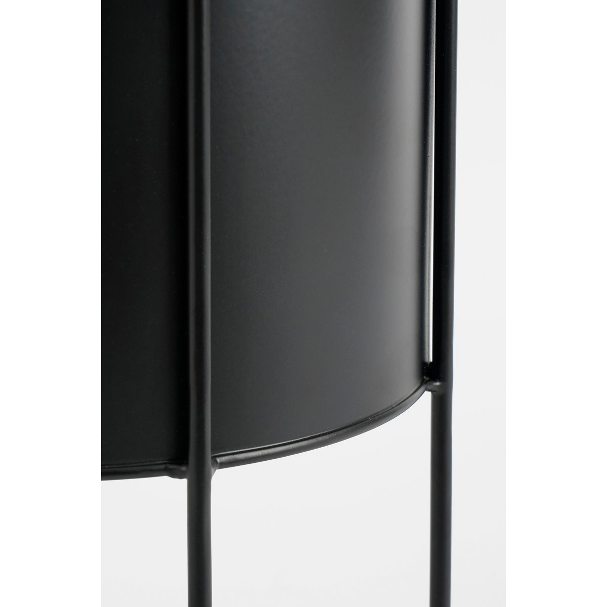 Petry Flowerpot on Standard - Ensemble de 3 - L27 x B25 x H51 cm - Métal - noir