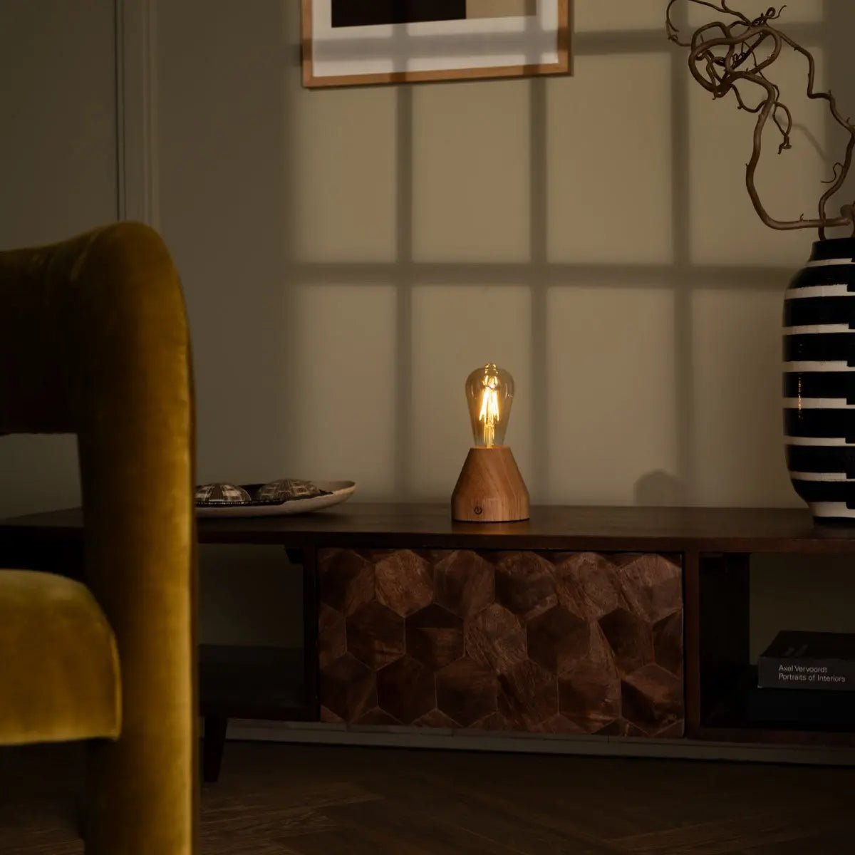 Lampe de table LED rechargeable marron clair Zavi – Sans fil, à intensité variable, batterie de 80 heures