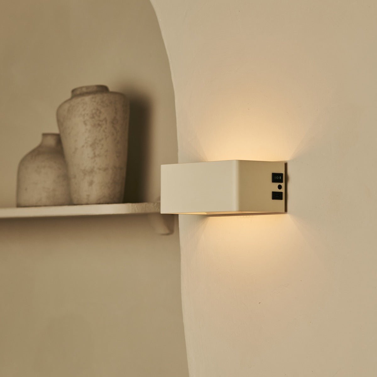 Tessa Vanilla – Applique Murale