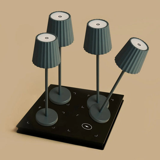 Combi Set Professional - 4 X Maya Stone Grey Grey Rechargeable Table Lampes et 1 x Amstel Wireless Station Wireless avec Qi-Technology - Parfait pour les restaurants, l'hospitalité et les hôtels
