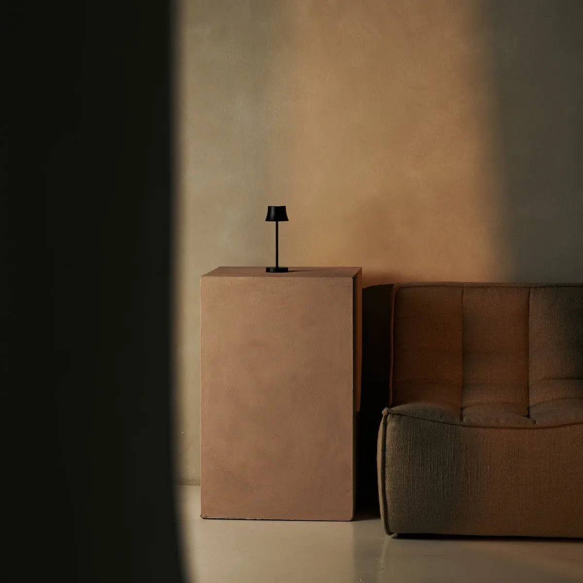 Combi Set Professional - 4 x de Pijp Mini Midnight Black Rechargeable Table Lampes et 1 X Amstel Wireless Station Wireles