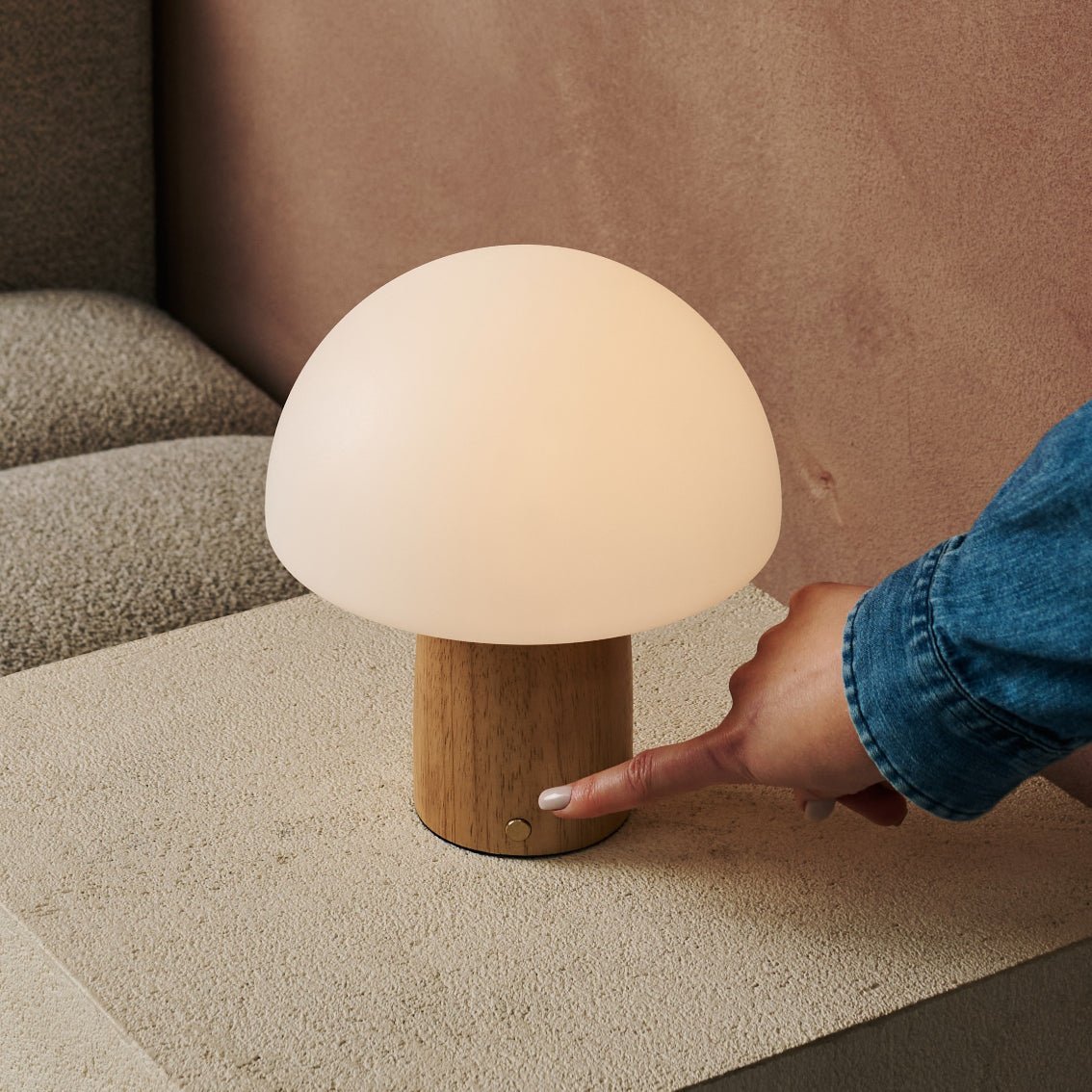 MIA Brown Light Elemy Table Lampe de table avec gradation - bois, fonctionnel et subtil