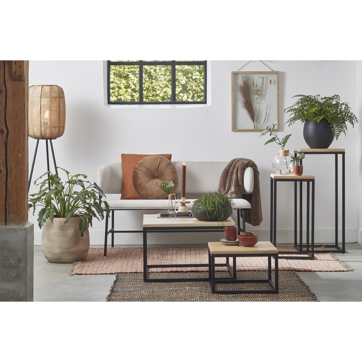 Table végétale Oskar - L35 x L35 x H81 cm - Bois, Métal - Noir