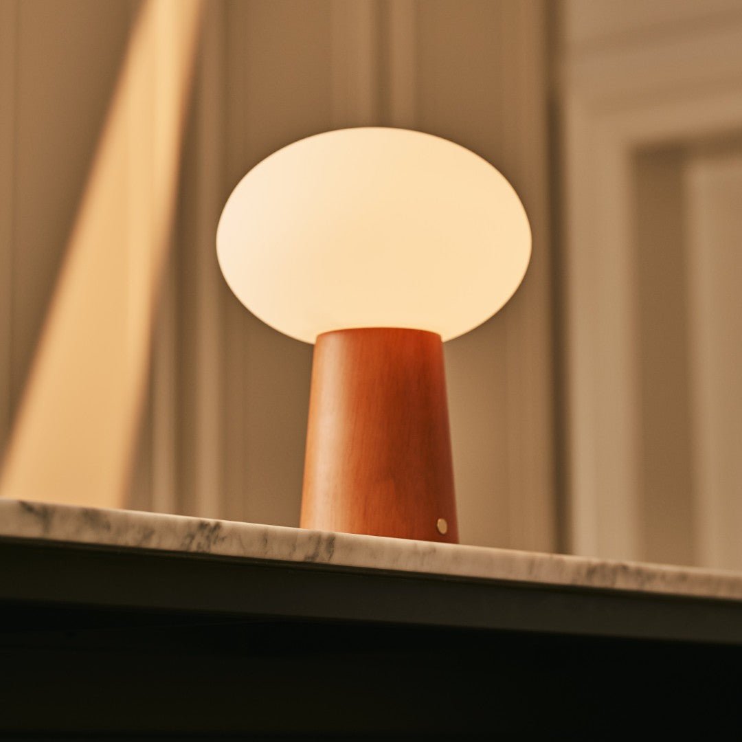 Max châtaignier en bois sans fil et lampe rechargeable - conception écologique