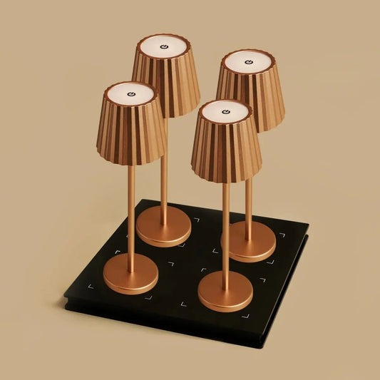 Combi Set Professional - 4 X Maya Copper Rechargeable Table Lampes et 1 X Amstel Wireless Station Wireless avec Qi-Technology - parfait pour les restaurants, l'hospitalité et les hôtels