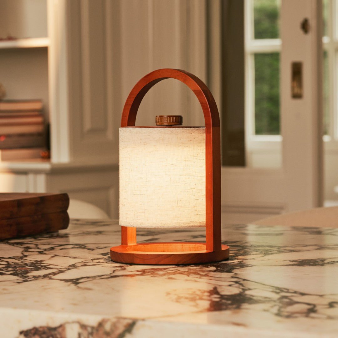 Lampe rechargeable en bois de châtaignier de la rivière - Lumière dimmable et sans fil