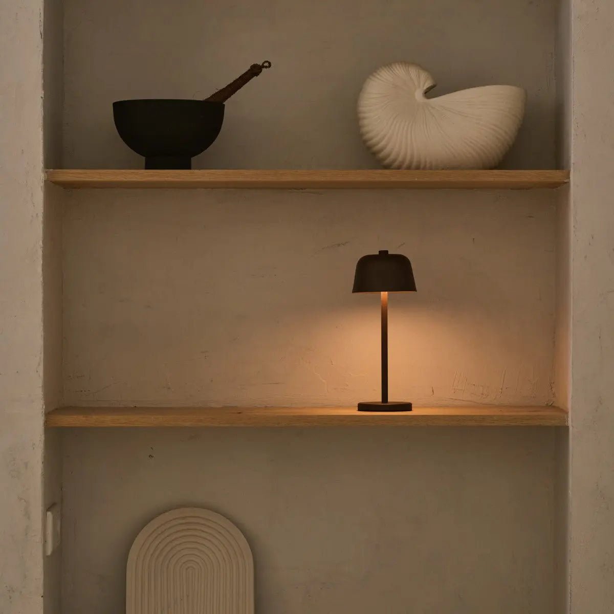 Lampe de table rechargeable Anton Moka Marron | Éclairage élégant et sans fil