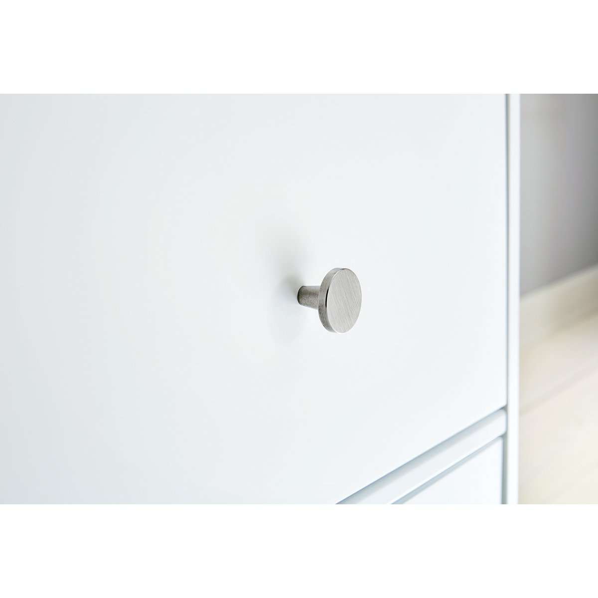 Pépinière 'Boks' large large
3 pièces : lit bébé, grand meuble à langer, grande penderie