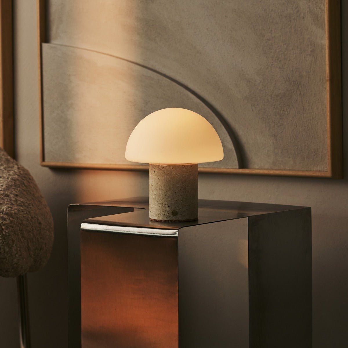 Maris Beige / Travertino Classico – Lampe de table en Travertin