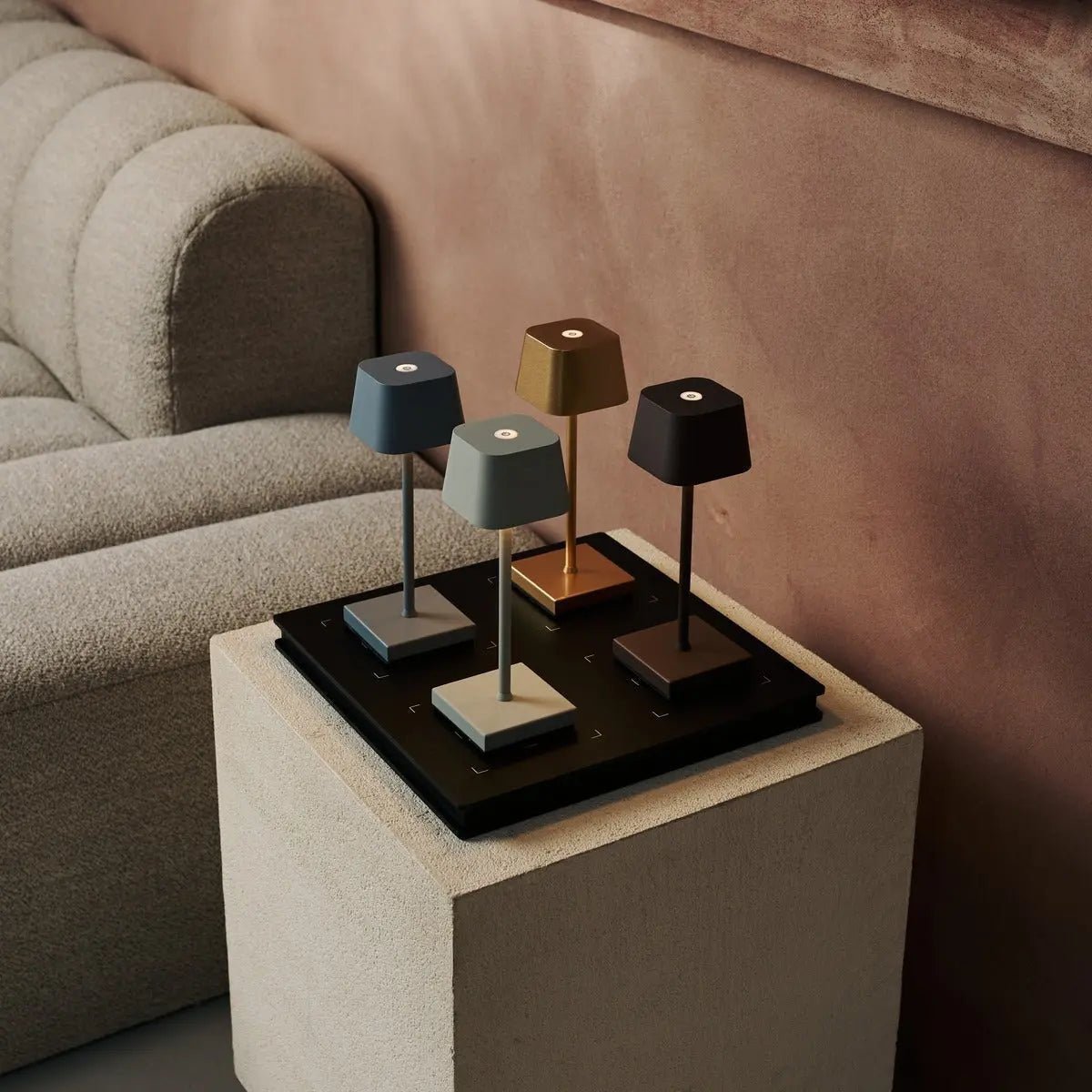 Lampe de table sans fil Sarphati mini parfaite pour l'industrie hôte