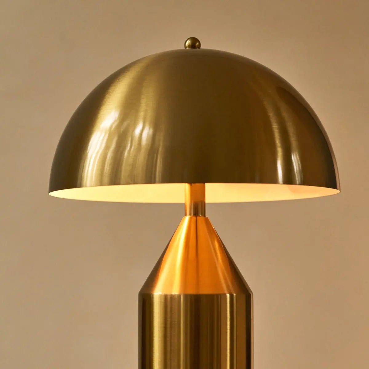 Lampe de dressoir Otto Gold – Lampe de table en métal élégante pour n'importe quelle pièce